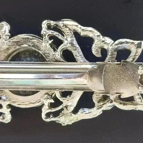 BEAUTIFUL Vintage Hair Clip - Picture 6 of 8